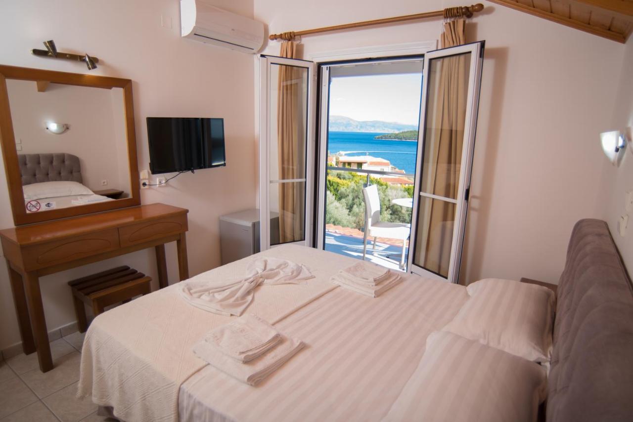 Oasis Hotel Perigiali Eksteriør bilde