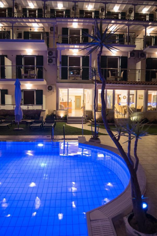 Oasis Hotel Perigiali Eksteriør bilde